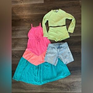 Girl’s size 4/5 Summer Lot.  4 items, all size 4/5.